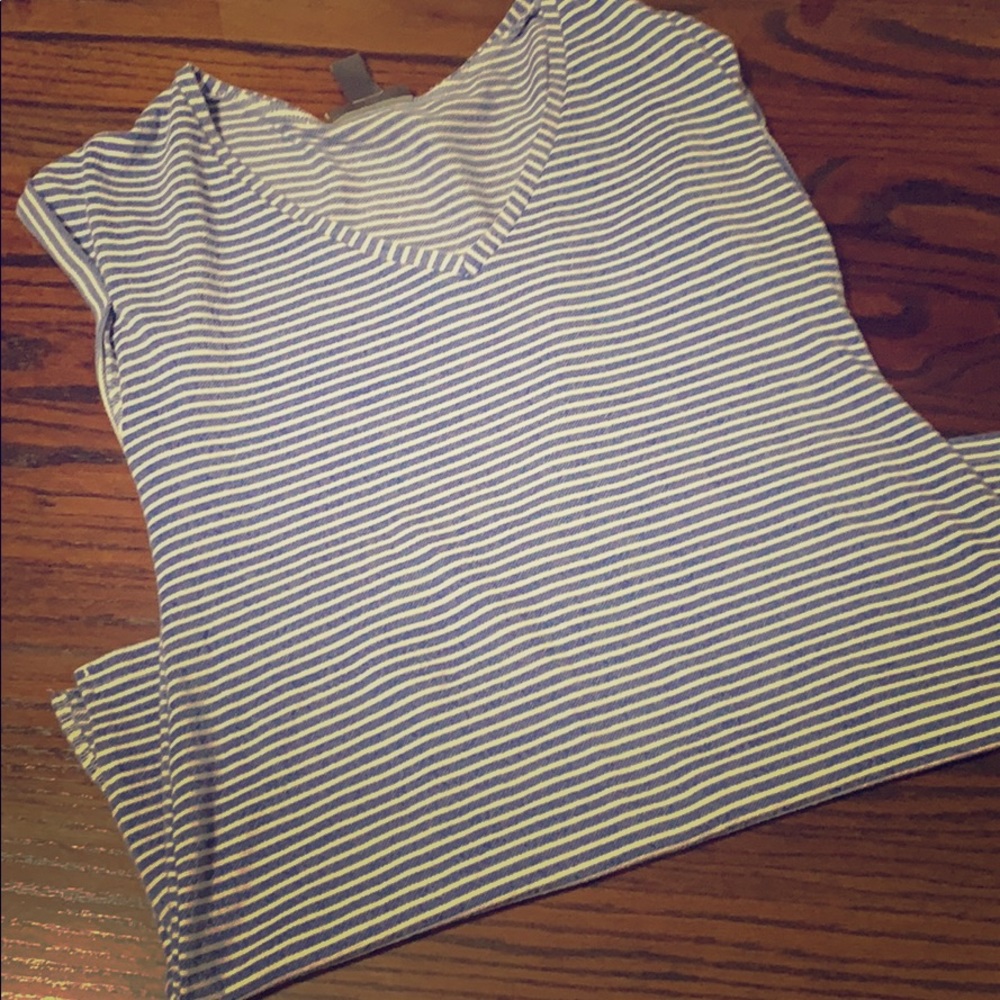 A Pea in the Pod Maternity Top